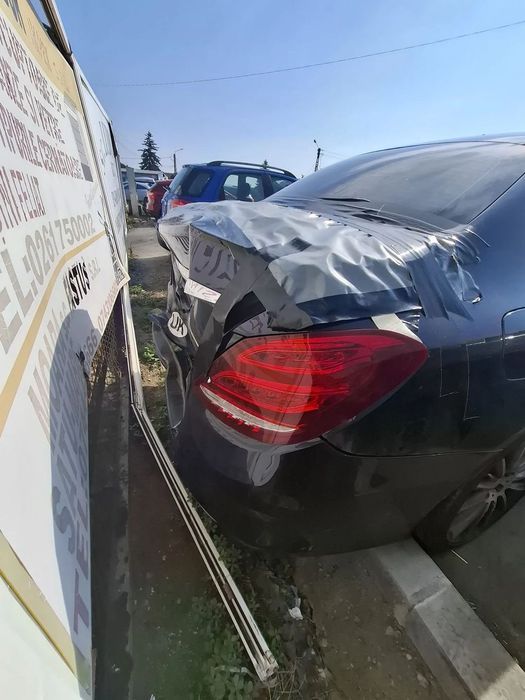 Dezmembrez Mercedes Benz c250 CDI w204