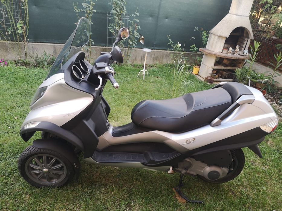 Piaggio Mp3 250 cu 21.600 km