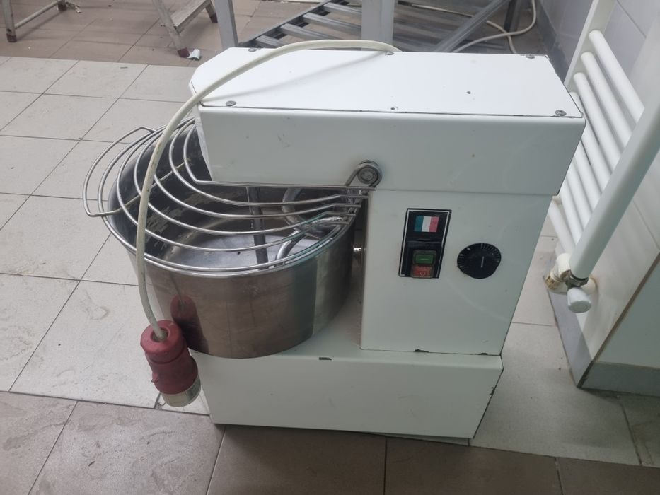 Malaxor spiral profesional 20L / trifazic 400V – Italia – 2018