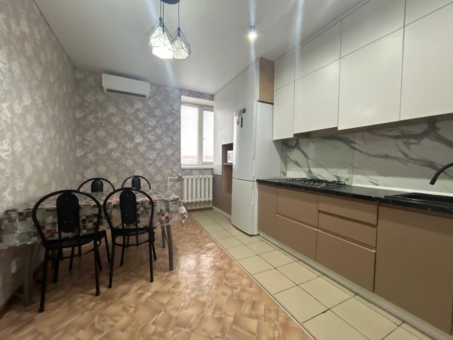 Сдается 2комн квартира