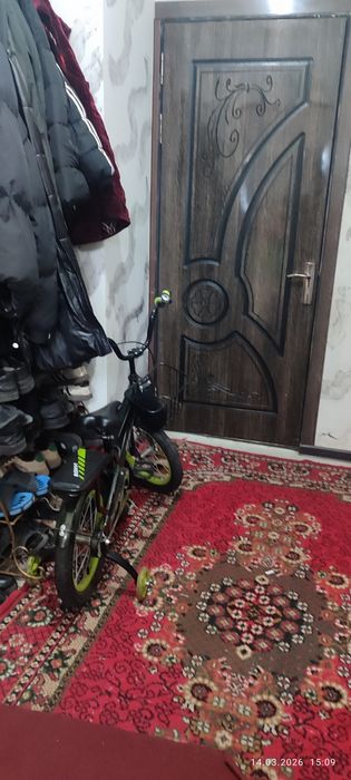 Uy sotiladi 1 xonali Sergeli дом продается