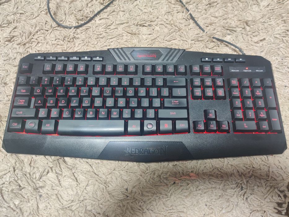 Tastatura Gaming Redragon luminată