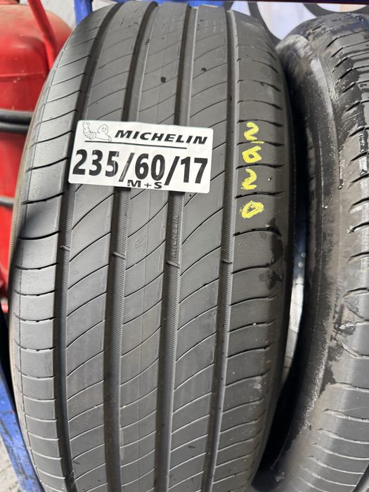 235/60/17 michelin