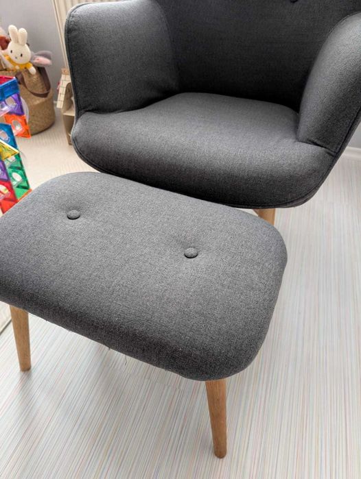 Кресло с табуретка JYSK SKALBORG - отлично състояние