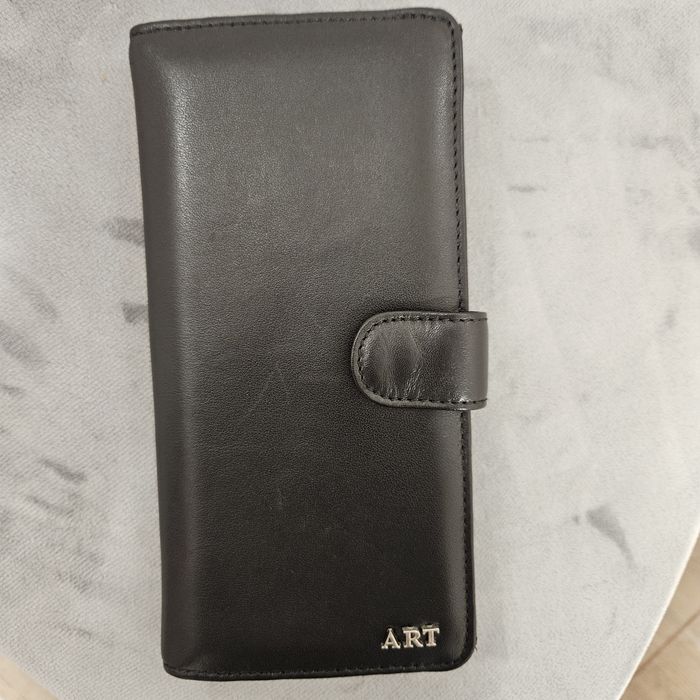 Дамски кожен портфейл на ART.Нов.30лв.