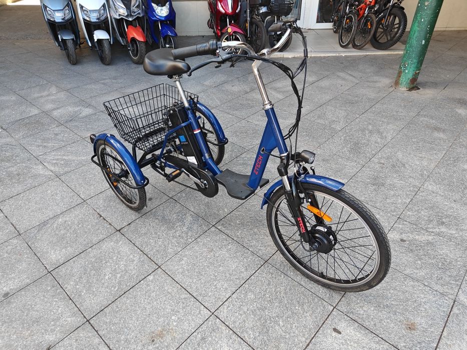 Tricicleta Electrica Z-Tech ZT-81, cu 3 Roti si Pedale, Motor 250W, Ac