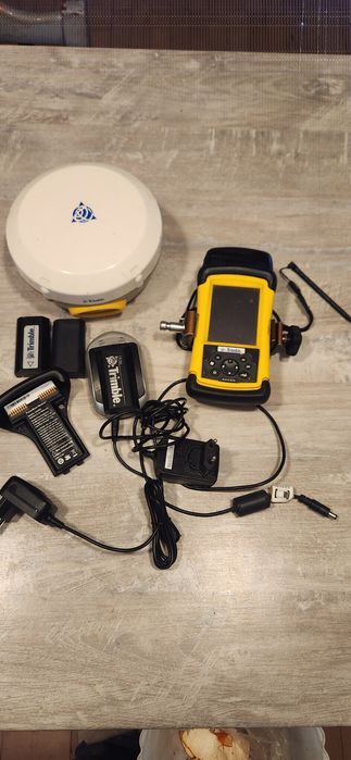 GPS Rtk Gnss Trimble R4 +controller Recon