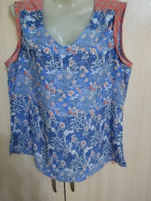 Продам новые майки размер 52-54