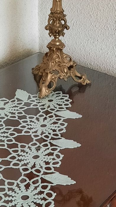 Sfeșnic elegant cu 4 brațe