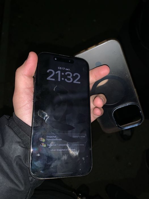 Продам айфон 15 про