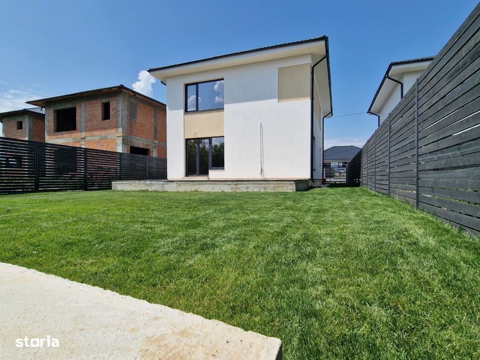 Casa 4 camere Tunari