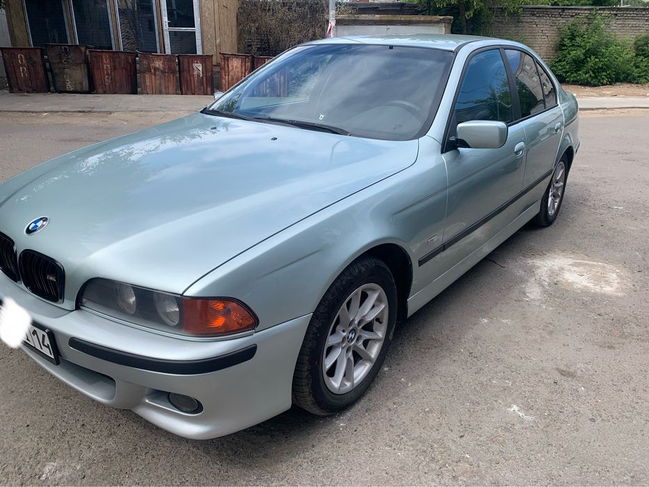 BMW 5 Series 520I