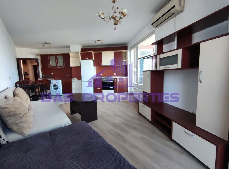 Дава се под наем Двустаен апартамент в София, Младост 1 - 90 кв.м за 700 € - Снимка #2