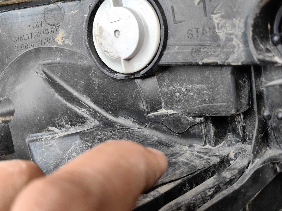 Оригинални фарове Тойота Рав 4  Toyota Rav 4 Led