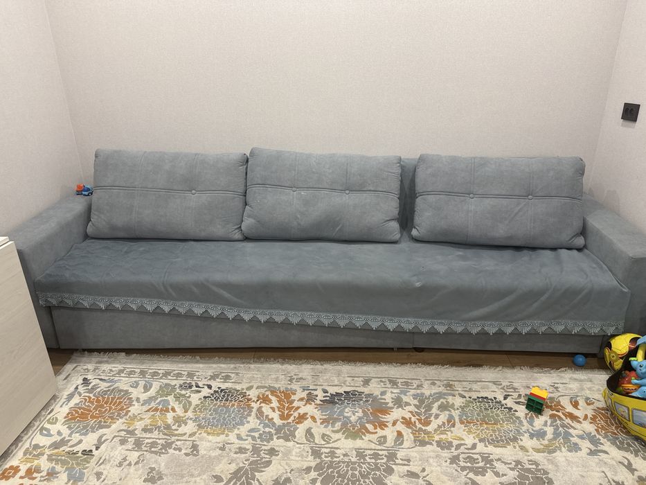 Срочно продается диван