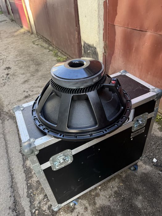 Difuzor bas 18 RCF 900W