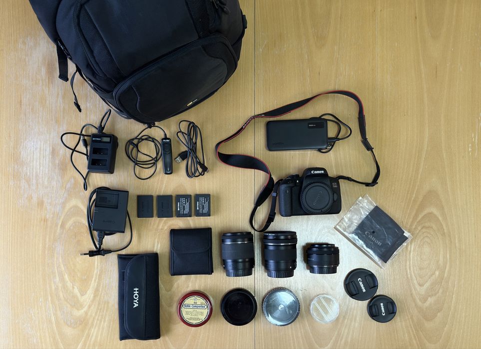 Фотографски комплект - Canon 750D + 3 обектива