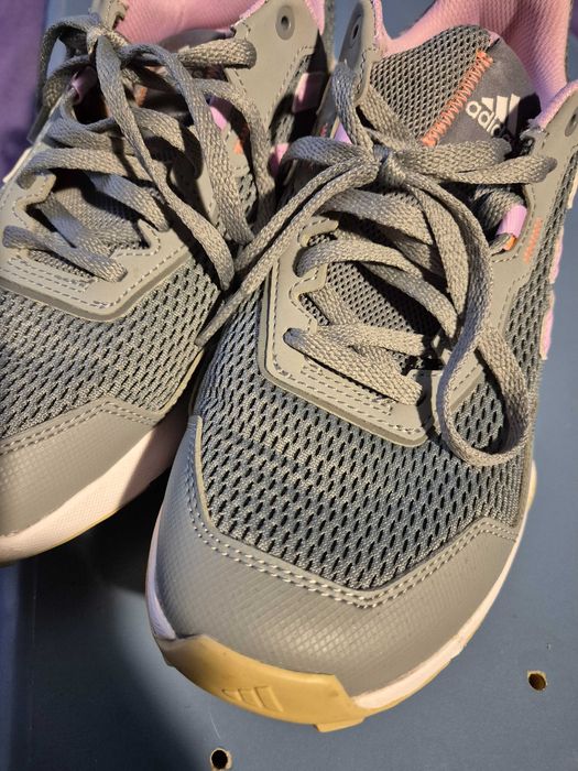 Pantofi sport, dama, ADIDAS, nr 40, purtati o data