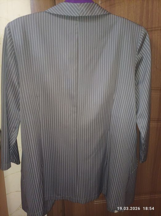 Продам женский пиджак