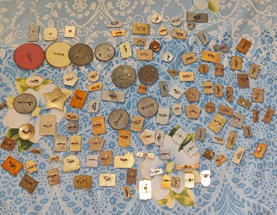 Коллекция значков СССР 106 штук