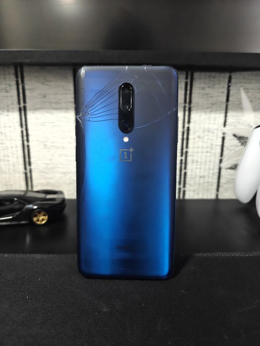 Продам One plus 7pro