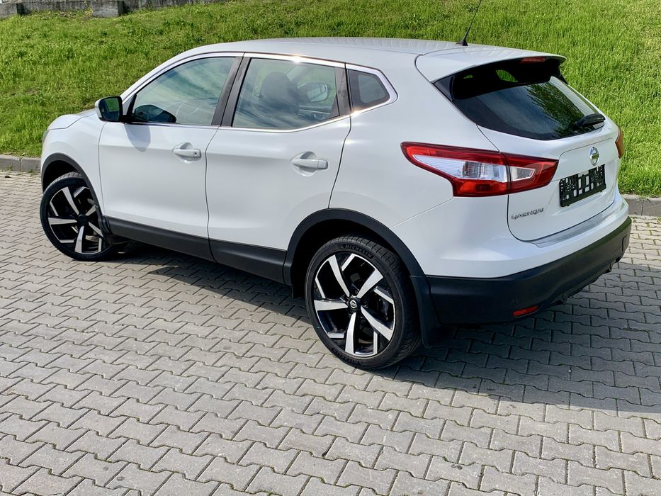 Nissan Quashqai DIG-TX TRAIL AUTOMAT    1,2 Benzină /115 Cp