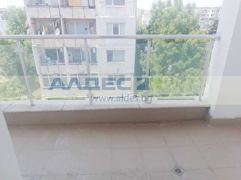 Продава тухлен тристаен ап. в Люлин - Център!