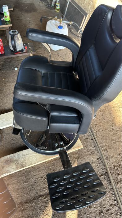Парикмахерские кресла