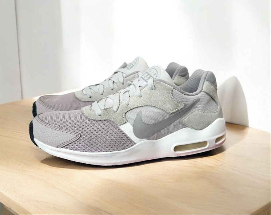 Nike Air Max Guile ( 42.5) 27.5см..Маратонки