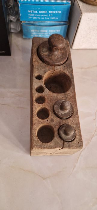 Теглилки за стар кантар соц