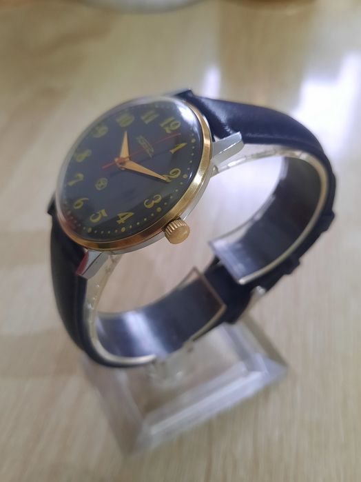 Механические часы Ракета