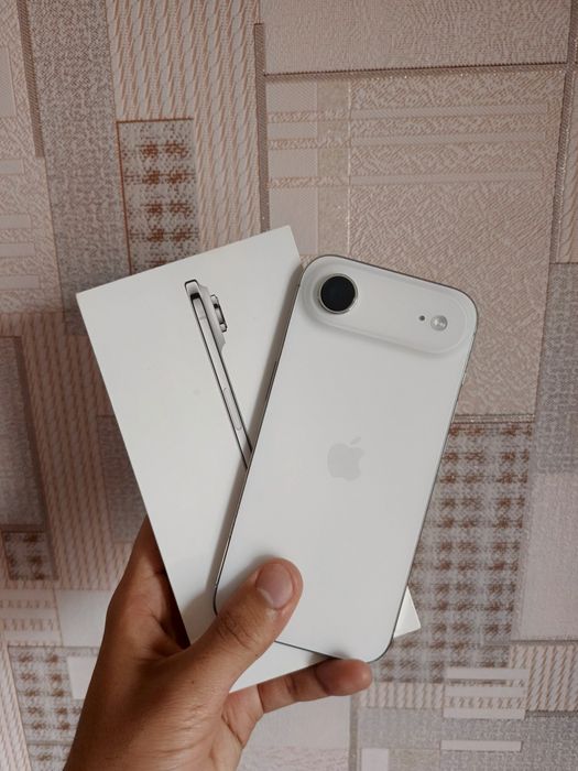 Iphone air white