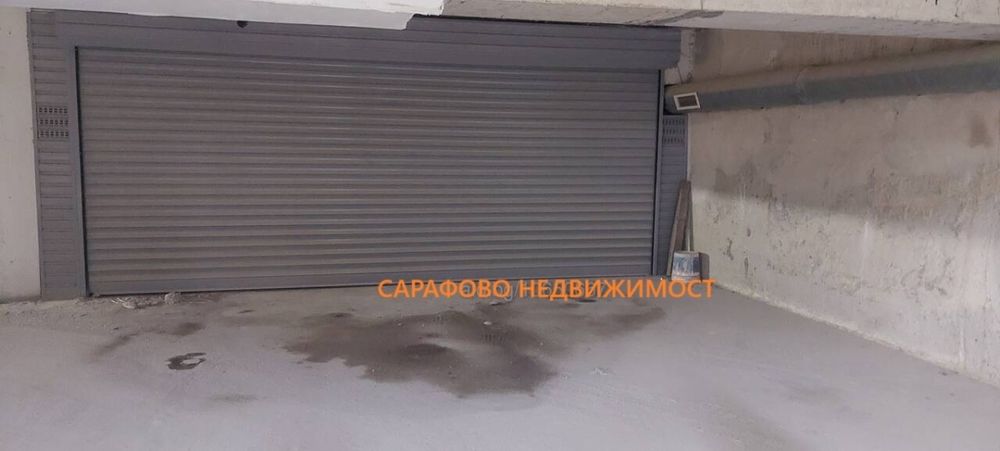 3 Подземни паркоместа в Сарафово