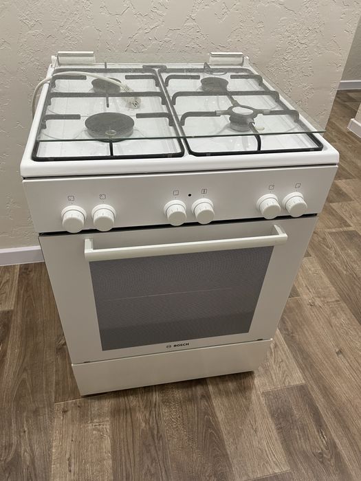 Продам газ плиту