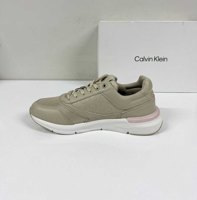 Calvin Klein Flexi Runner