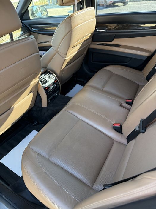 De vanzare seria 7 f01 2011