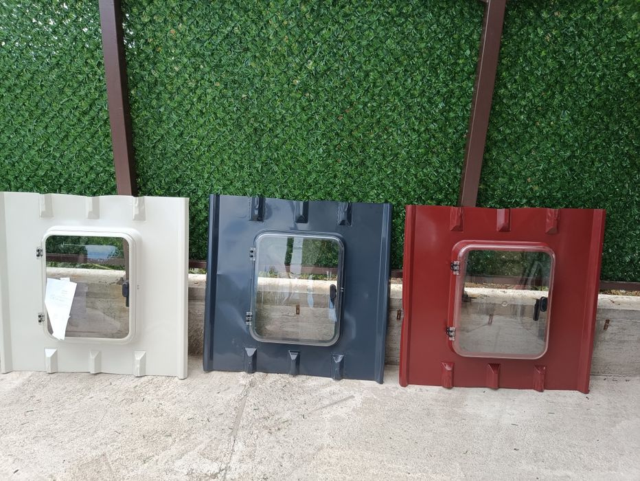 Изход за покрив за сандвич панел.