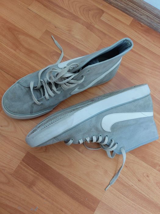 Tenisi  nike barbati  44/45       .