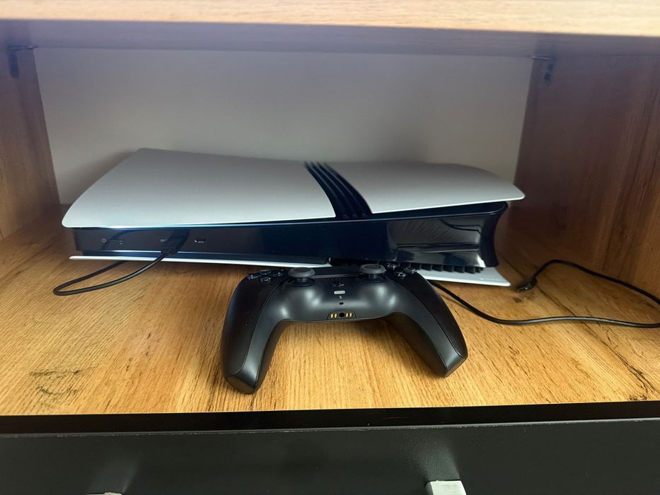 Ps5 pro 2 tb new