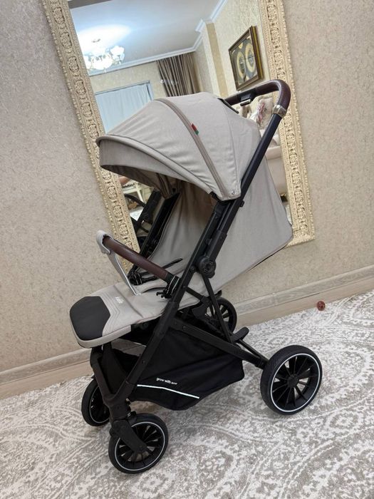 Коляска прогулочная Kidilo