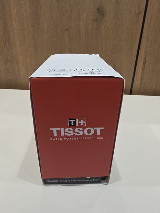 Часы Tissot Carson quartz