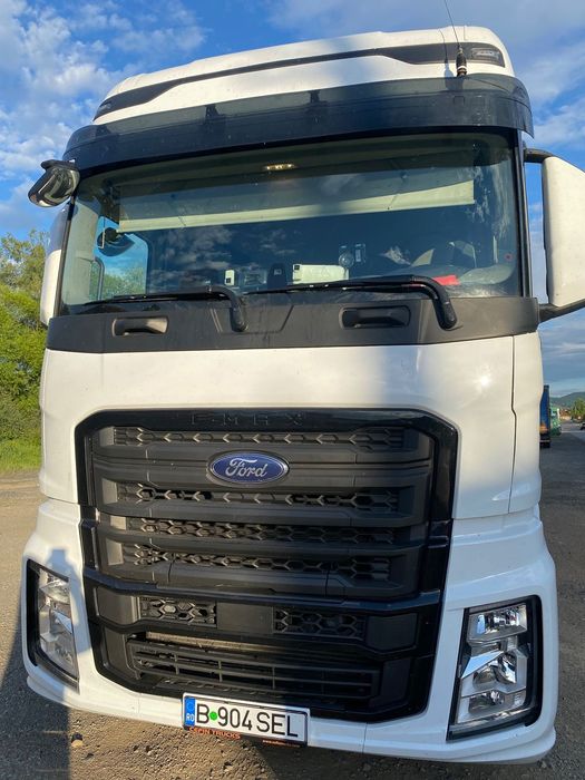 Ford F - Max Cap tractor + semiremorca Schmitz 2010. ( 5000 euro ) .