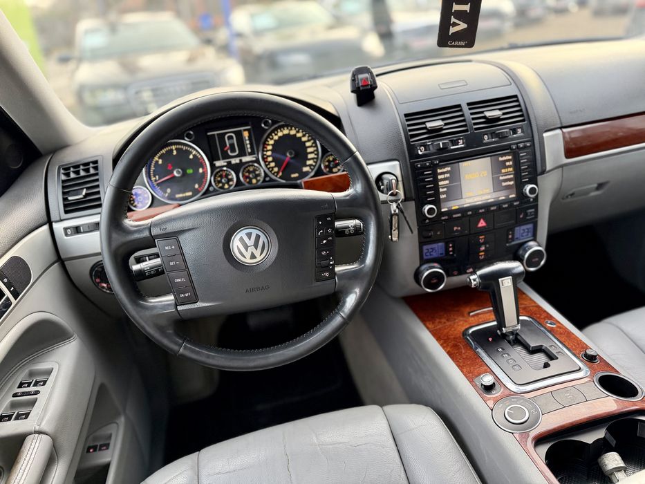 • Vw Touareg 2008 • 3.0 Diesel / 4 motion / Parc Auto • Rate •