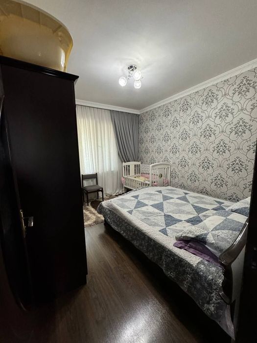 Продаётся на Карасу-2 4ком