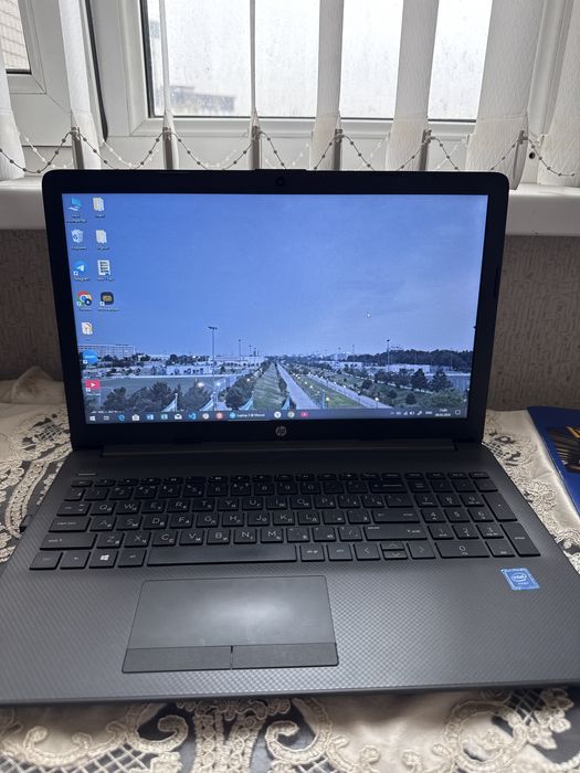 HP 250 G7 Notebook PC