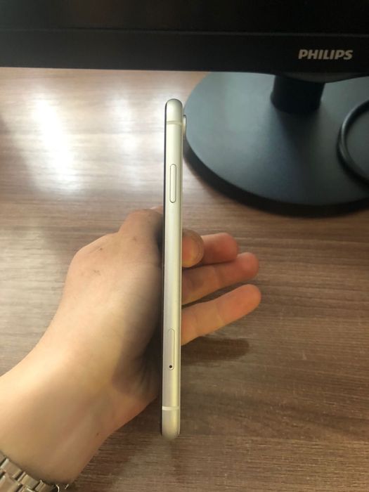 Iphone xr 128гб 77%акб