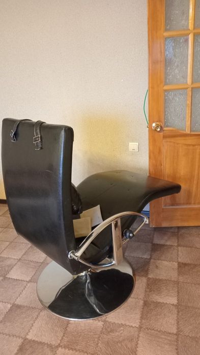 Продам кресло б/у