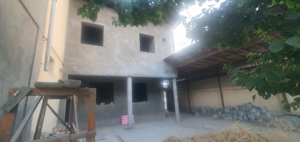 Yaxshi fayzli hovli