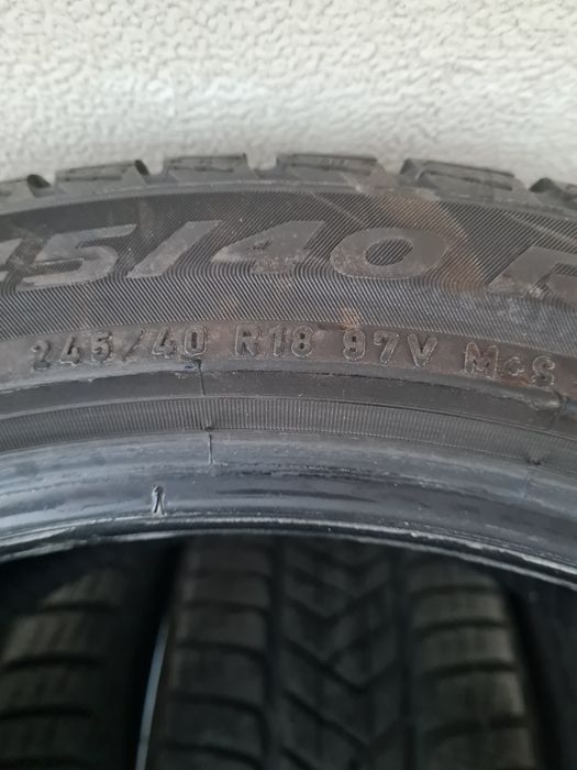 Зимни гуми 4 PIRELLI StottoZero3 245 40 R18 дот 4720