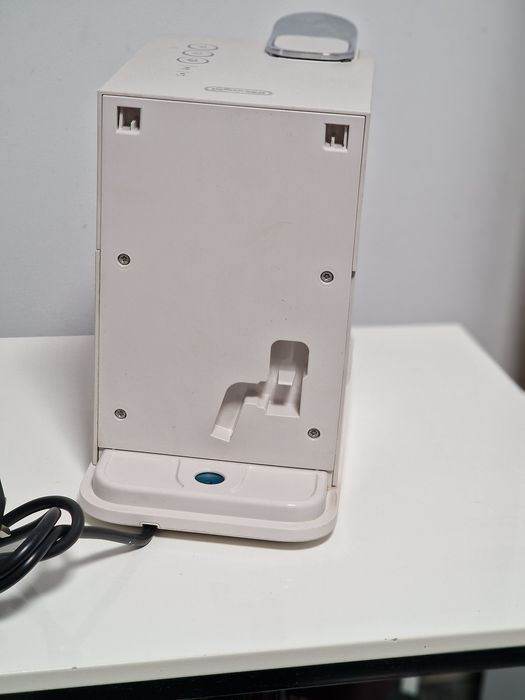 Espressor Nespresso by De'Longhi Lattissima One, 19 bari, 1400 W, 1l